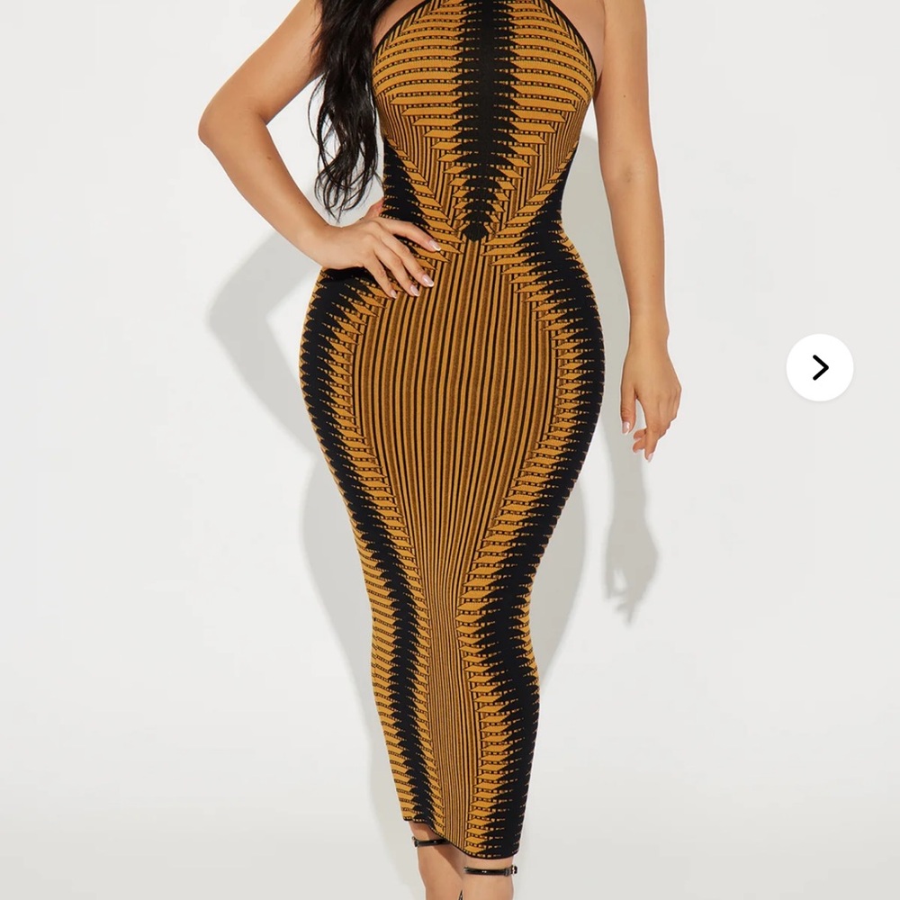 Fashion Nova Strapless Black and Gold Dress
